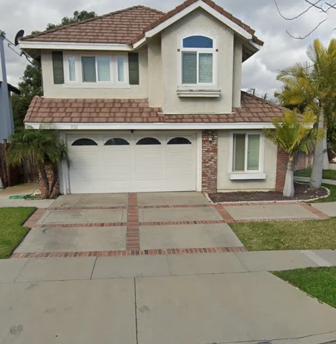 4 bed, 2.5 bath, 2059 sqft, $3,750 — Photo 1
