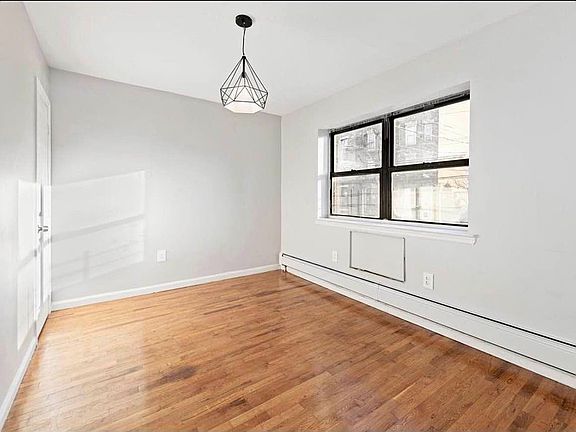 2nd image of 3611 Barnes Ave #3A