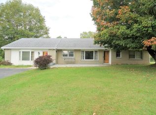 2389 Sportsman Club Rd, Newark, OH 43055