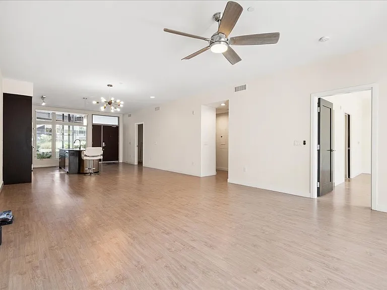 8925 W Flamingo Rd #102 — Photo 12