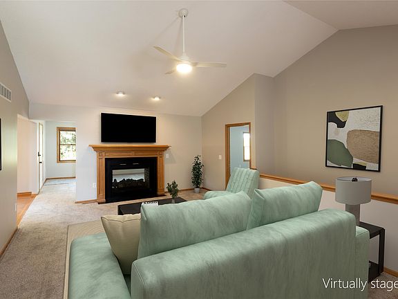 4th image of 4016 127th St