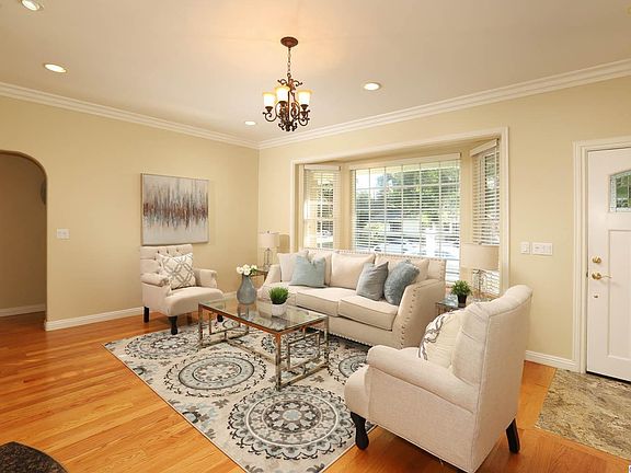 4th image of 4808 Crown Ave