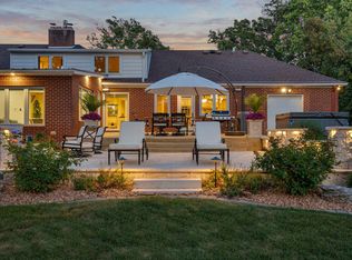 301 22nd St NW, Austin, MN 55912