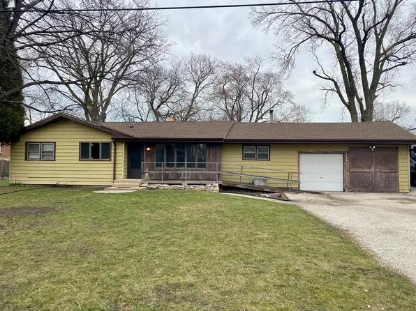 2337 Douglas Ave, Des Plaines, IL 60018