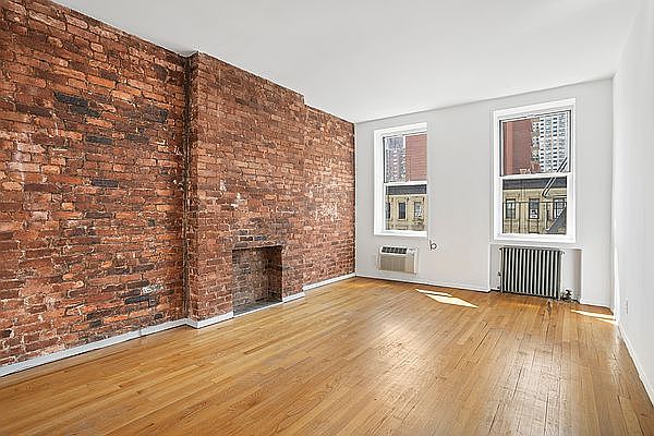 1st image of 1630 2nd Ave APT 3FN
