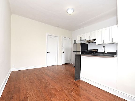 3rd image of 30-18 43rd St #9