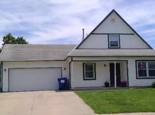 600 Village Ave, Lincoln, NE 68503