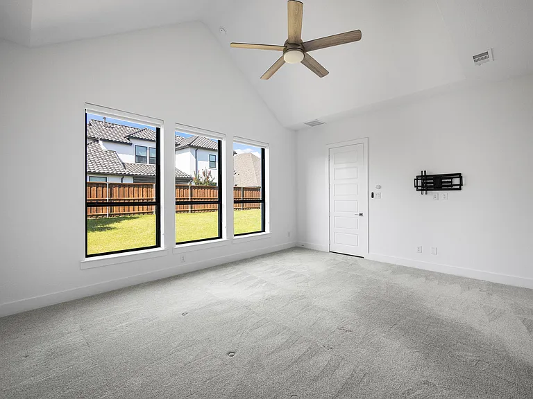 1611 Cottonwood Trl — Photo 18