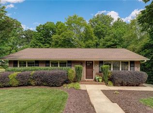 1121 Westridge Rd, Greensboro, NC 27410