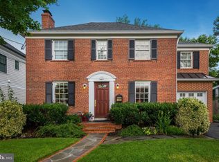6917 Fairfax Rd, Bethesda, MD 20814