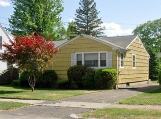 212 Prentice St, Springfield, MA 01104