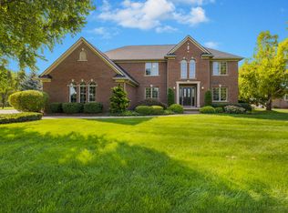 567 Hobart Ct, Saline, MI 48176