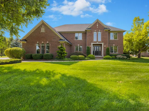 567 Hobart Ct, Saline, MI 48176