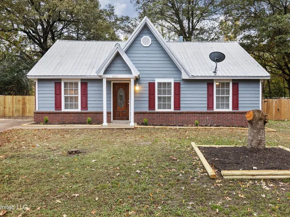 5841 Shannon Dr, Horn Lake, MS 38637