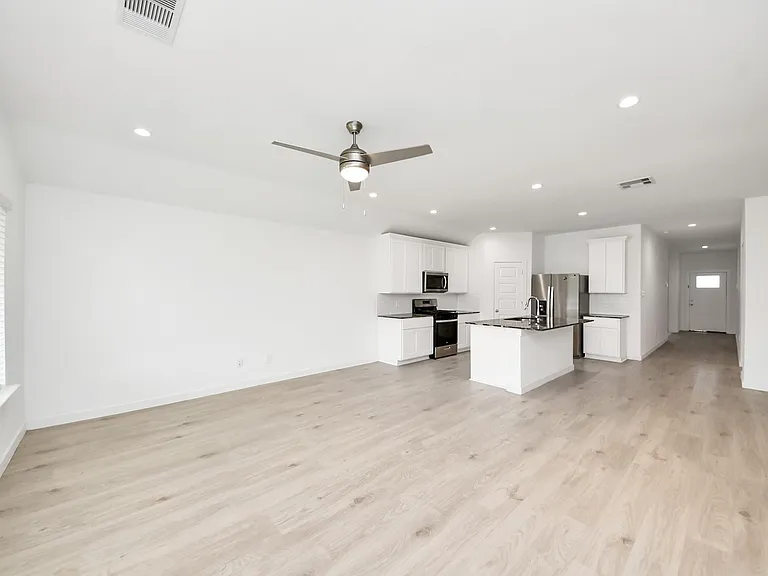 1618 Westway Dr — Photo 28