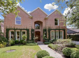 3739 Maroneal St, Houston, TX 77025