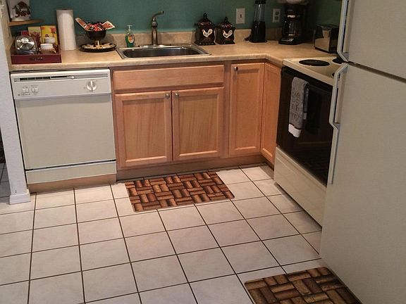 5th image of 455 S Greenside Ct