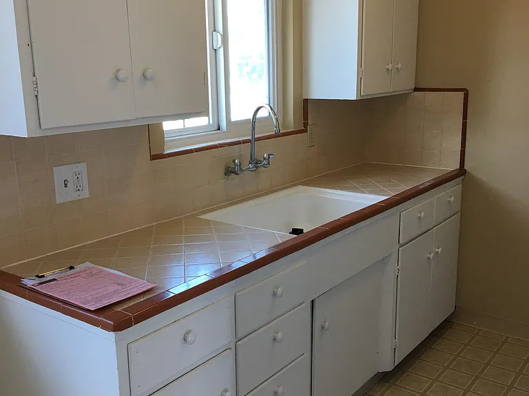755 E Duane Ave #G — Photo 12