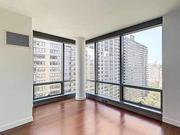 3rd image of 200 W 67th St APT 29f