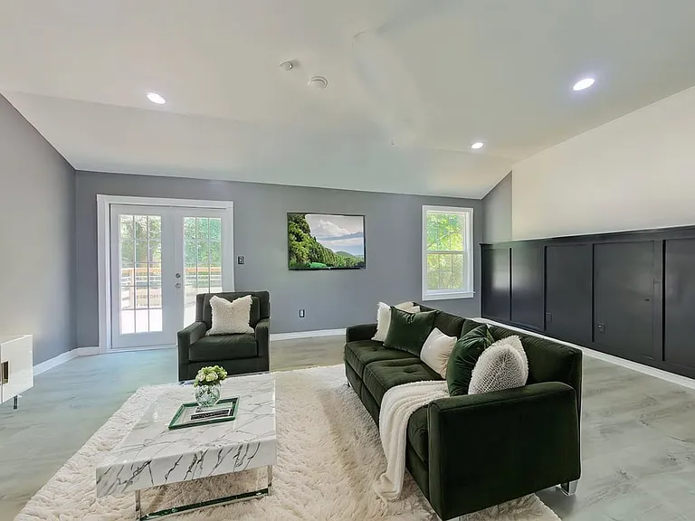 415 Juniper Dr — Photo 5
