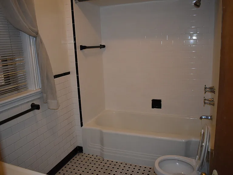 12 Fuller St #2 — Photo 20