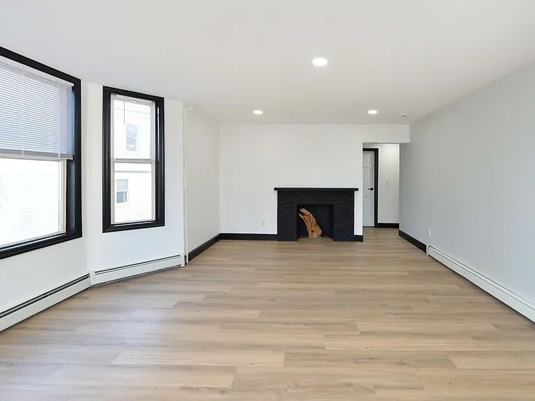 73 Lafayette Ave #1 — Photo 7
