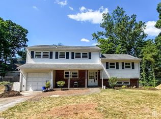 31 Rolfe Pl, Metuchen, NJ 08840