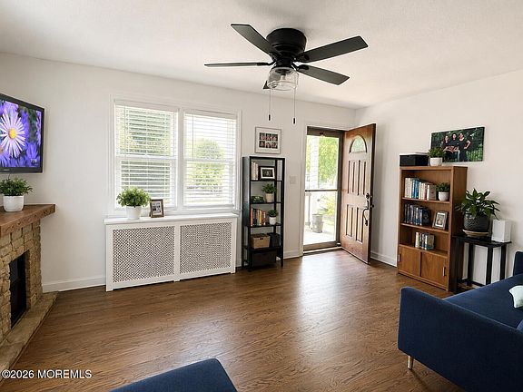 3rd image of 107 Clinton Place