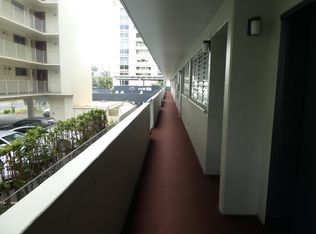 1615 Wilder Ave APT 206, Honolulu, HI 96822