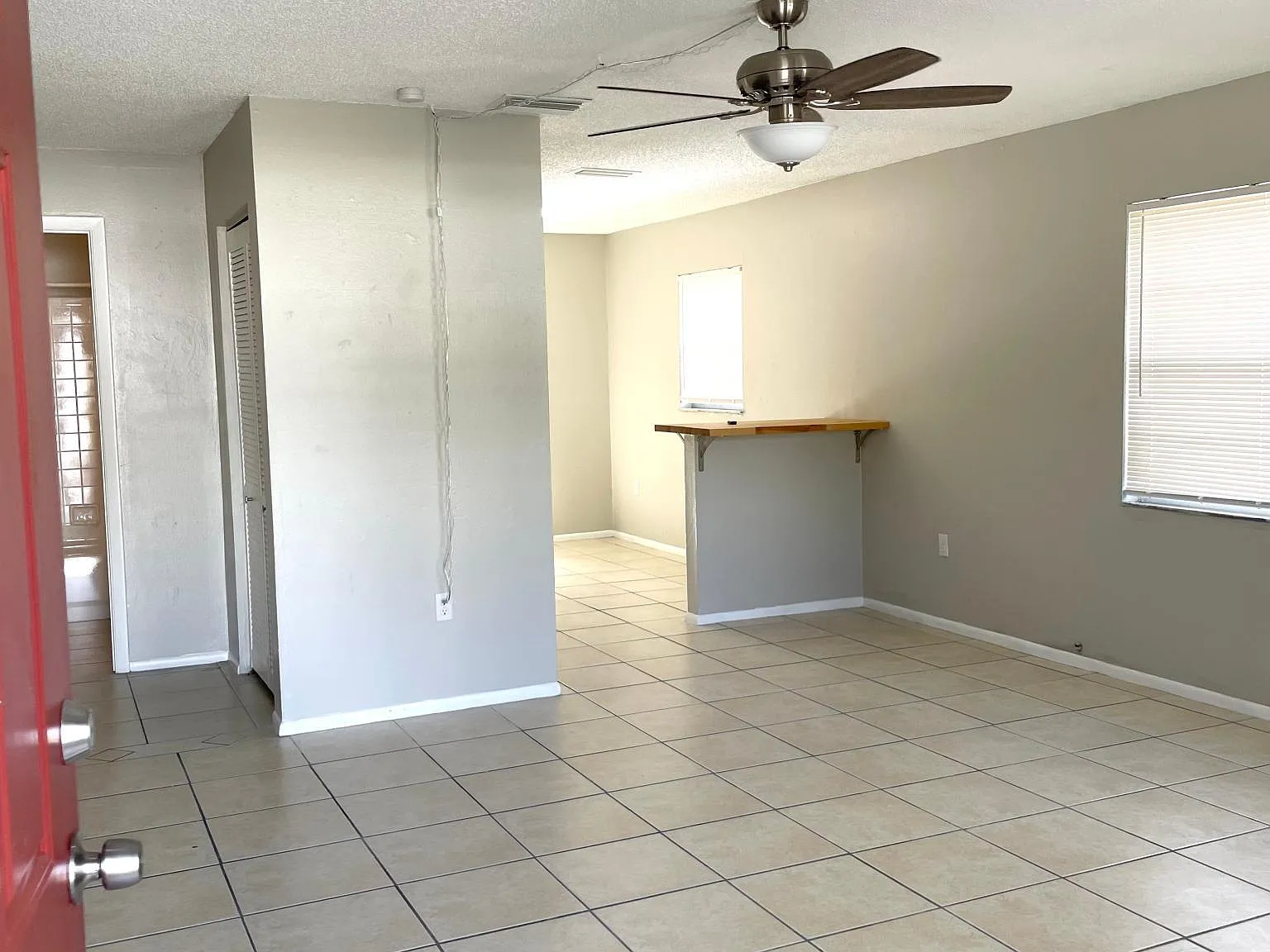 2 bed, 800 sqft, $1,500 — Photo 2