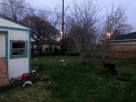 5th image of 2505 9th St