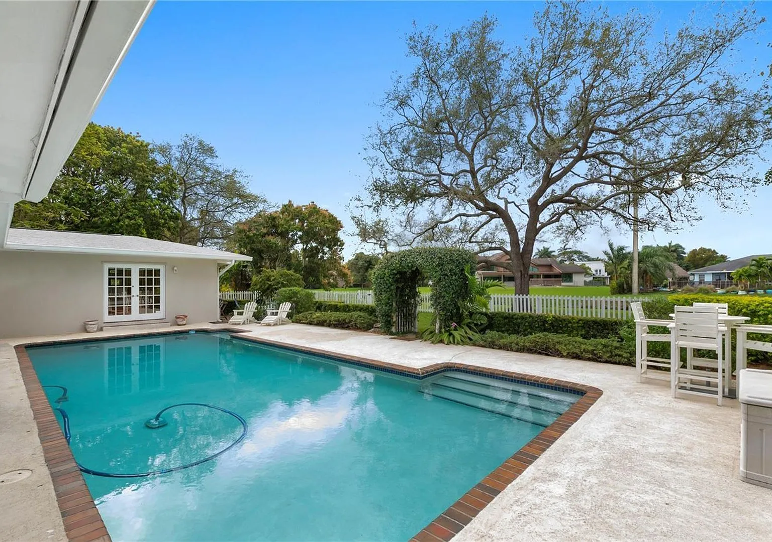 Beautiful home in quiet neighborhood — Photo 4