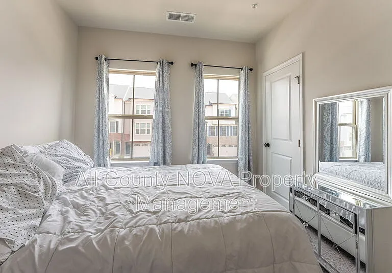 3472 Jacobs Ford Way — Photo 38