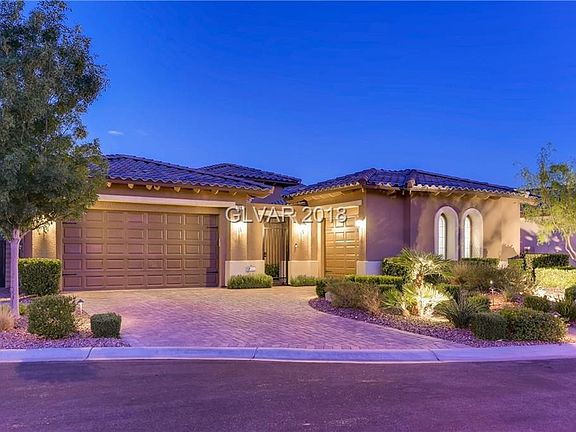 3 Car Garage