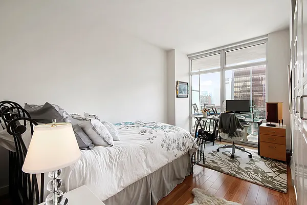 Rented by Corcoran | media 26