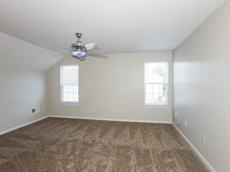 7027 Merrymount Ct — Photo 11