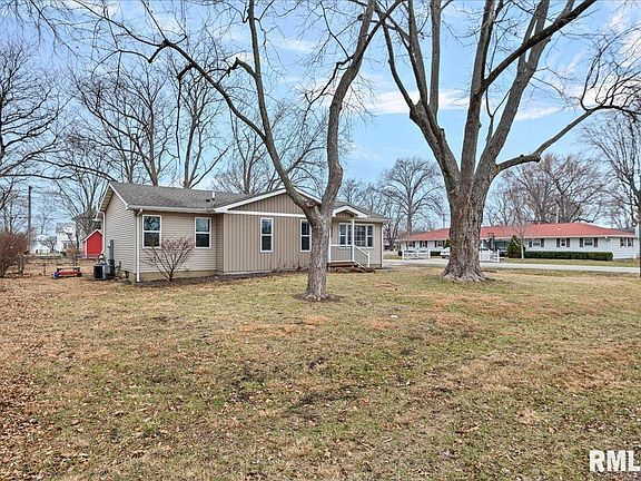 3rd image of 501 Sattley St