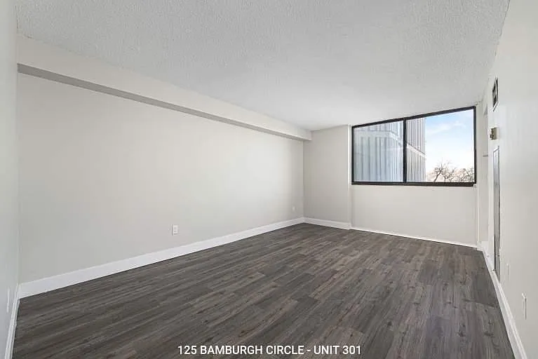 125 Bamburgh Cir — Photo 25