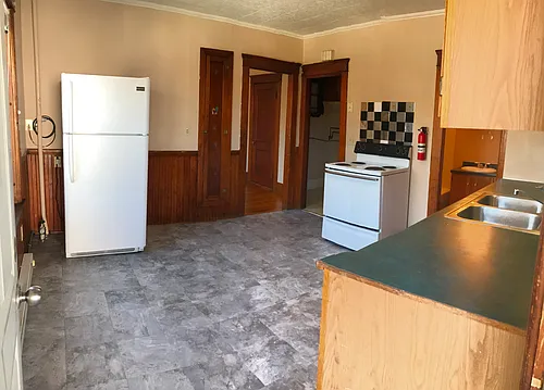 3 E Main St Photo 1