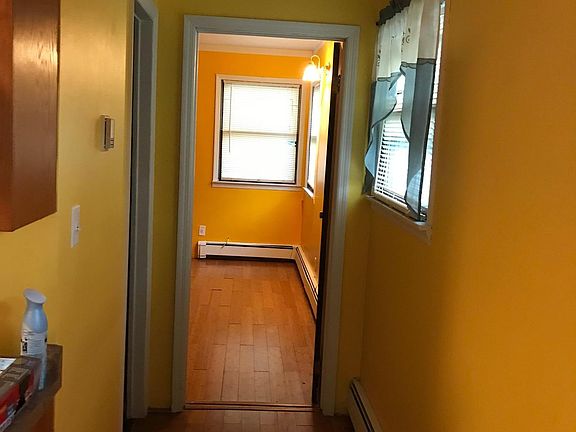 5th image of 270 Livingston Ave