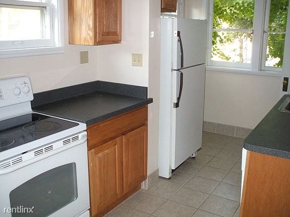 809 Kitchen