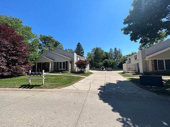 5th image of 2120 Hidden Meadows Dr Unit D