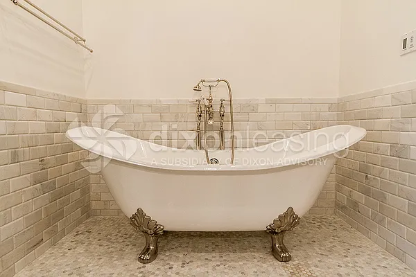 Rented by Dixon Advisory USA Inc. | media 13