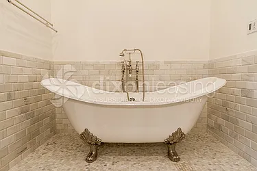 Rented by Dixon Advisory USA Inc.