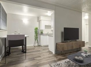 10029 111th St NW #11, Edmonton, AB