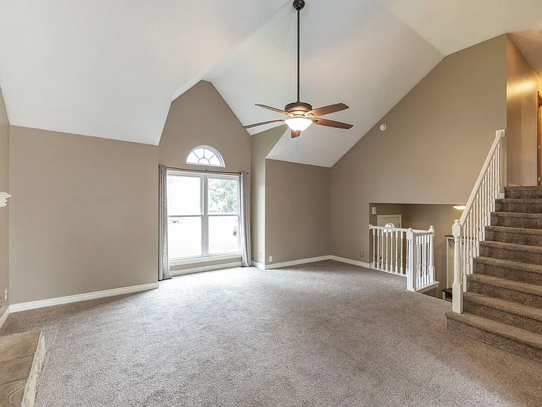 16131 S Matt Ct — Photo 8