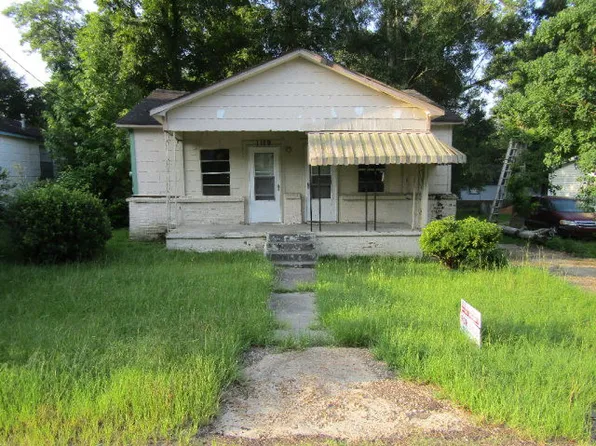 1119 26th St, McComb, MS 39648