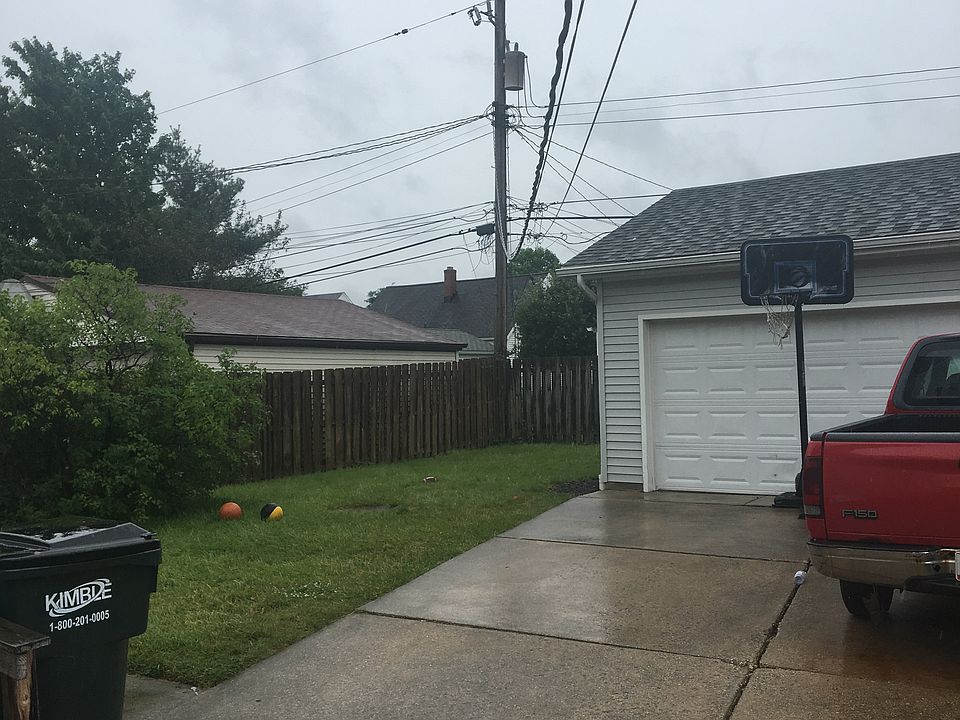 2nd image of 13904 Eastwood Blvd