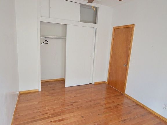 4th image of 318 6th St APT 18