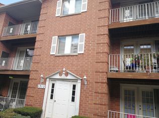 1712 Sable Ln APT 301, Mount Prospect, IL 60056